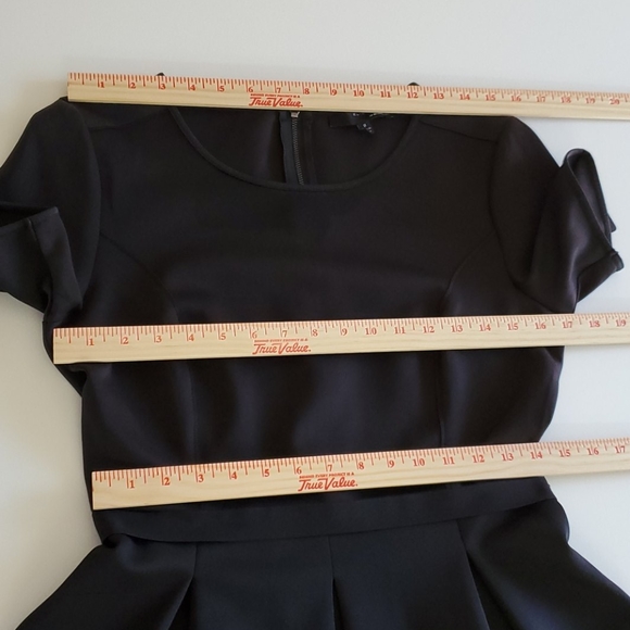 ELIE TAHARI Design Nation Black & White Dress 8 - Picture 8 of 16